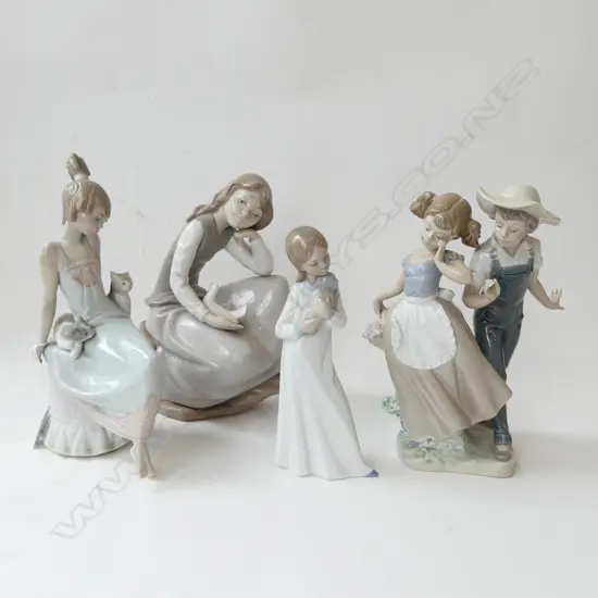 2 PCES LLADRO (1 w. FINGER & FLOWER BROKEN) + 2 NAO H.250mm