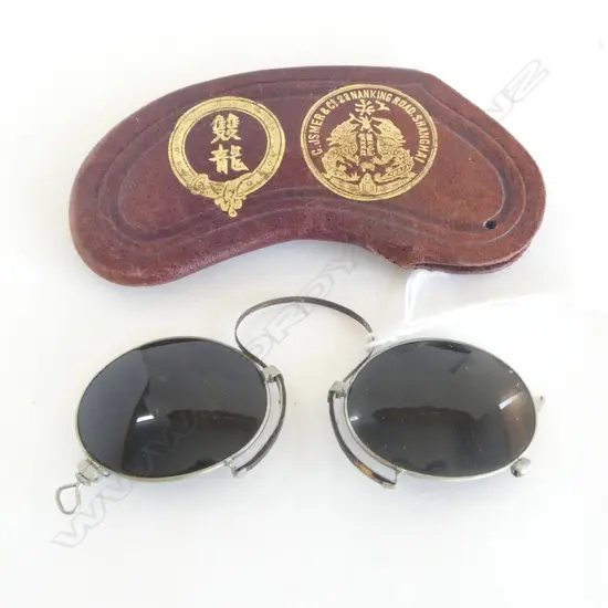 PR EARLY 20thC PINZ NEZ SUNGLASSES in original Shanghai named case 