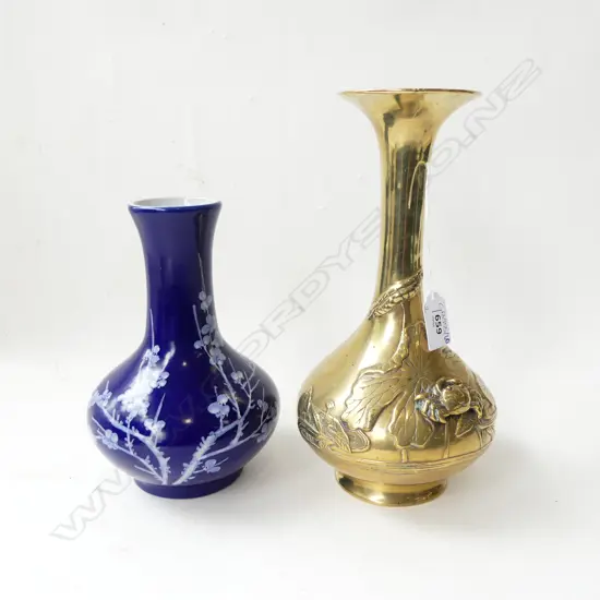 2 ORIENTAL VASES; BRASS H.255mm + BLUE CERAMIC