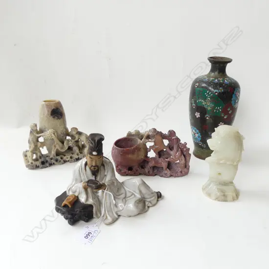 5 ORIENTAL PCES; 3 SOAPSTONE CARVINGS, CERAMIC FIGURE, CLOISONNE VASE H.210mm AF