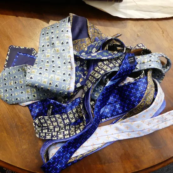 7 VINTAGE HAUTE COUTURE TIES; PIERRE CARDIN, NINO CERRUTI, DUNHILL & CHRISTIAN GLASS, SOME SILK