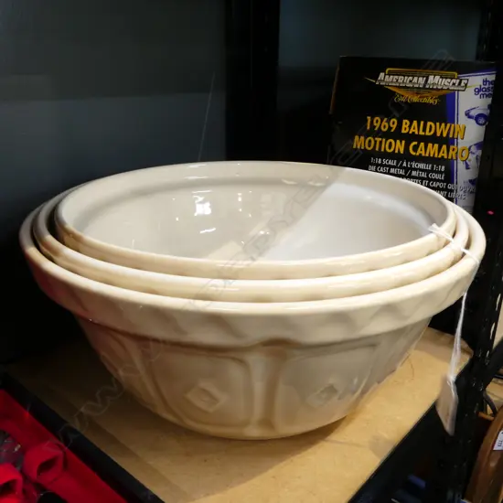 3 LG MASON CASH GRADUATING MIXING BOWLS...