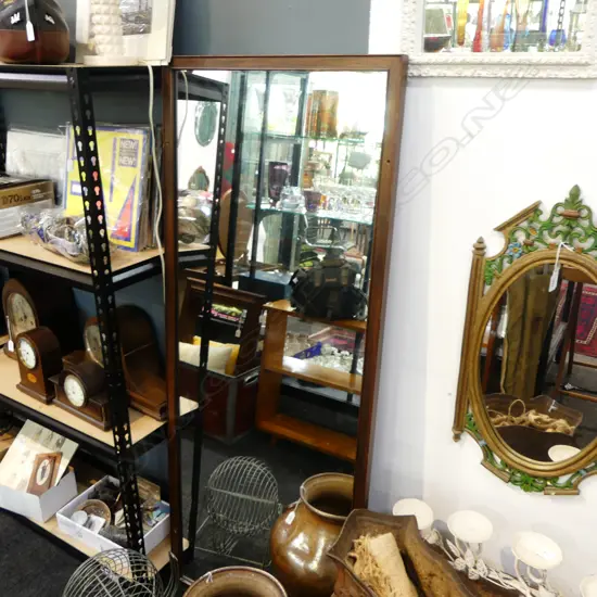 LG WOOD FRAMED MIRROR 1520x620mm