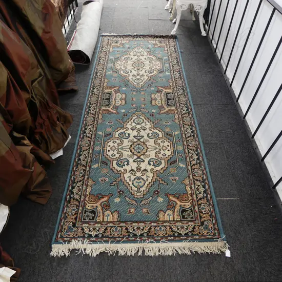 MACHINED RUG 2750x950mm