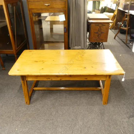 PINE COFFEE TABLE w. DRAWER 1240x640x500mm