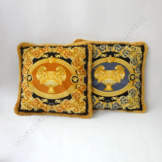 PR VERSACE STYLE CUSHIONS 