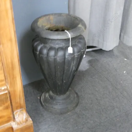 PR BLACK PAINTED CAST IRON GARDEN URNS H.650mm
