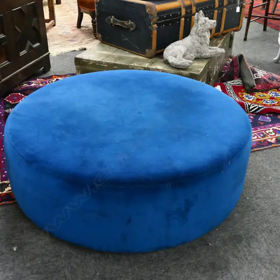 BLUE VELVET OTTOMAN 950mm dia