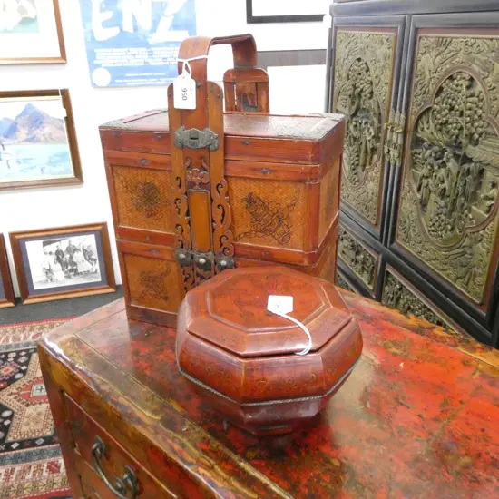 2 CHINESE CONTAINERS;1 BASKET H.380mm, 1 LACQUERED LIDDED JAR