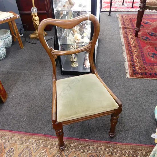 VICTORIAN SADDLE BACK CHAIR