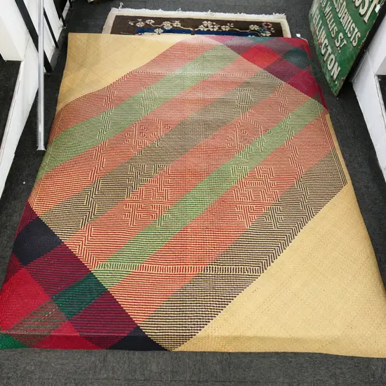 LG WOVEN MAT  2050 x 1500mm