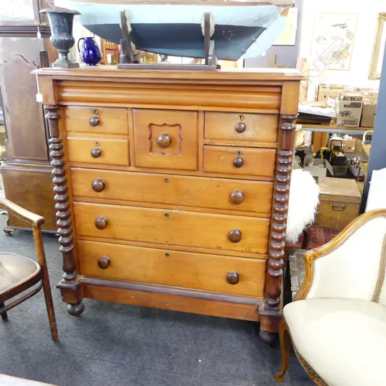 SCOTCH CHEST 1190x525x1370mm