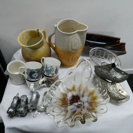 2 BESWICK JUGS, 2 CLOG CTS, GLASS FOOD MOULD, etc