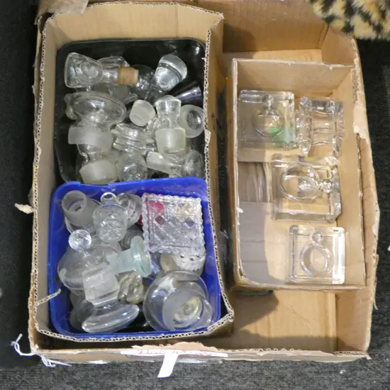 GLASS STOPPERS & INKWELLS