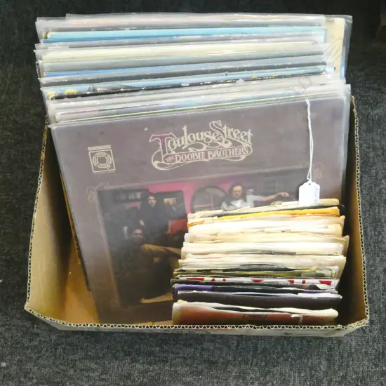 ASST LPS INCLS DOOBIE BROS GENESIS GEORGE THOROGOOD ETC;