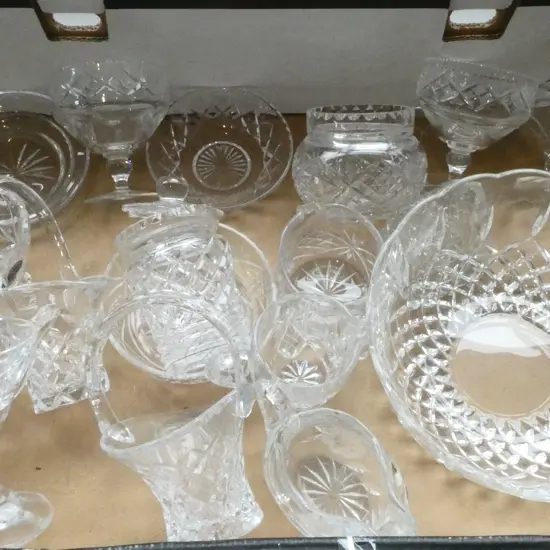 18 PIECES VINTAGE CRYSTAL – JUGS, BASKETS, DISHES, ETC EXCELLENT CONDITION