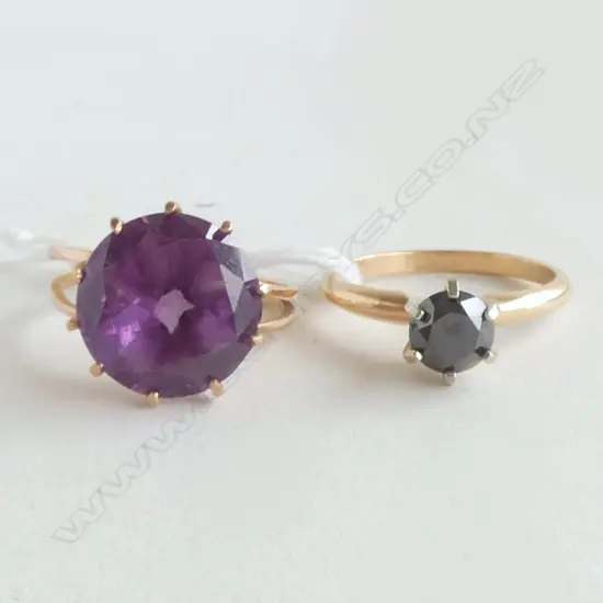 2x 14ct GOLD RINGS, 1x SOL. BLACK DIAMOND w. EGYPTIAN MARK, 6.3gms SIZE N