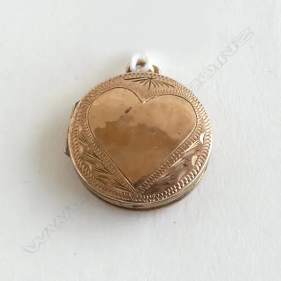 EDWARDIAN 9ct ROSE GOLD engraved PENDANT LOCKET 4.79gms