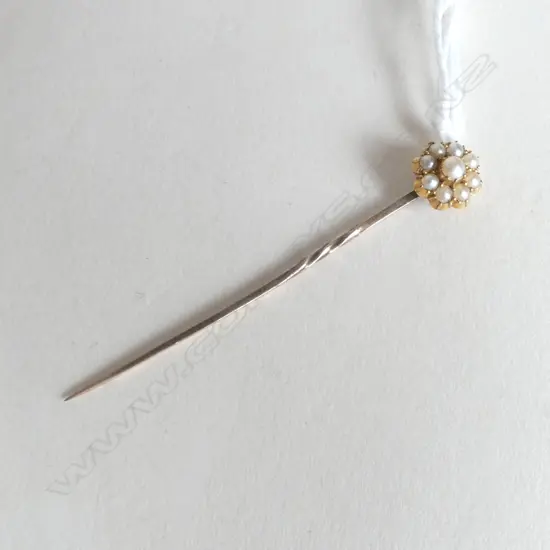 9CT GOLD & SEED PEARL STICK PIN (CD6417)