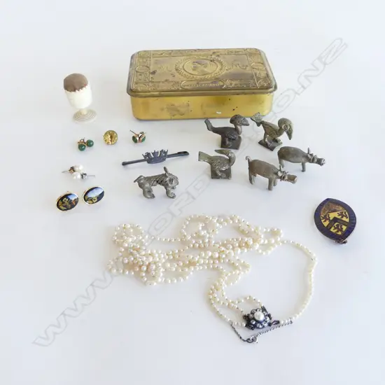 PRINCESS MARY XMAS 1914 TIN + JEWELLERY & 6 ASANTE GOLD WEIGHTS