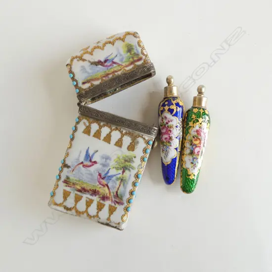 2 FRENCH PERFUME BOTTLES IN ENAMELLED CASE H.60mm