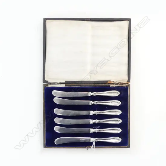 BOXED SET OF 6 STG SILVER HANDLED PATE KNIVES, JAMES DEAKIN & SONS, 19thC SHEFFIELD 