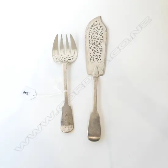 PR VICTORIAN STG SILVER FISH SERVERS L.330mm 277grms