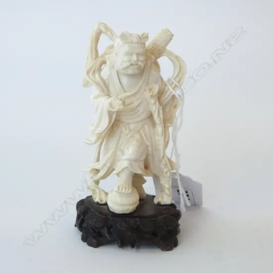 CARVED IVORY LIU HAI / GAMMA SENNIN H.90mm