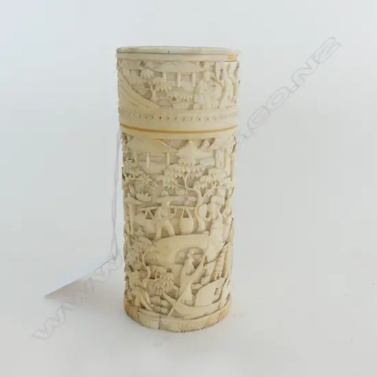 FINELY CARVED CHINESE LIDDED VESSEL (DICE SHAKER?), WITH THREADED LID ( slight loss at contact), H.105mm