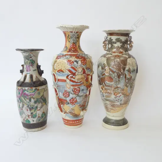 3 SATSUMA VASES, 1 REPAIRED H.375mm