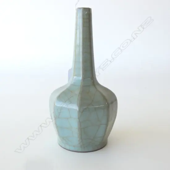 CHINESE CRACKLE GLAZE VASE H.230mm
