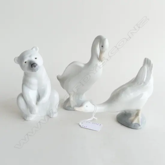 2 NAO GEESE + LLADRO POLAR BEAR H.120mm