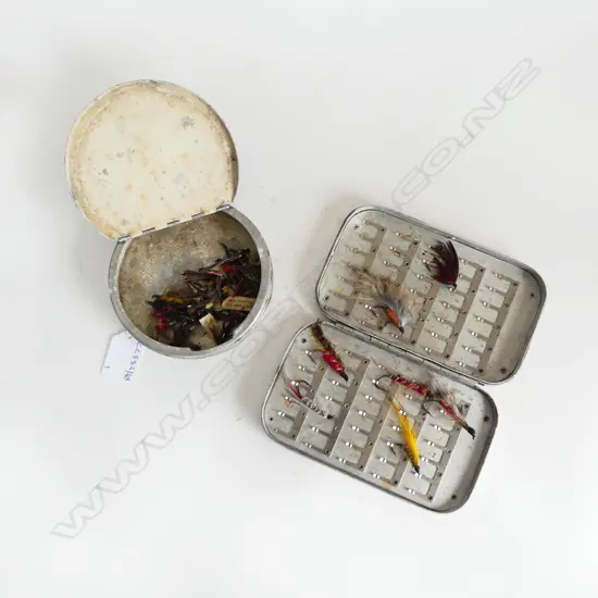 2 VINTAGE ALLUMNIUM FLY BOXES L150 DIA120MM