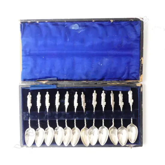  TWELVE EP APOSTLE SPOONS IN CASE