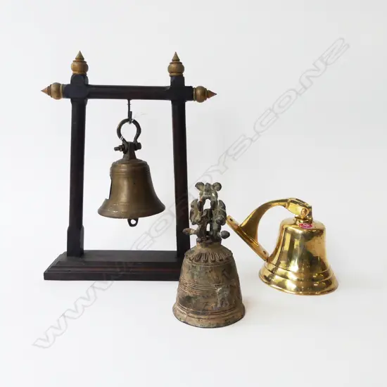 2 BRASS BELLS w. BRONZE LARGEST H.350mm
