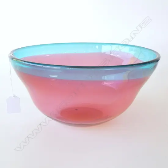 PINK ART GLASS BOWL 280mm dia