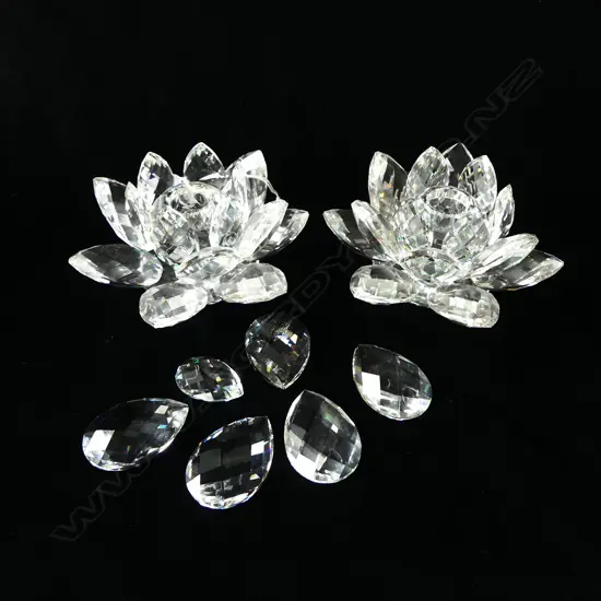 PAIR OF SWAROVSKI CRYSTAL CANDLE HOLDERS (4 LOOSE CRYSTALS BUT COMPLETE), D.140MM