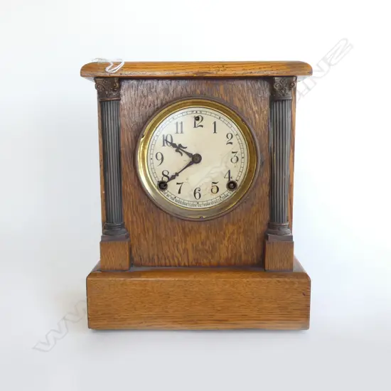 VINTAGE USA SESSIONS OAK MANTLE CLOCK NO GLASS H300MM
