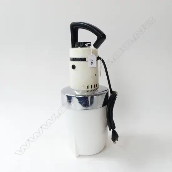 (2435) VINTAGE METAL & GLASS MANNING BOWMAN Co. MIXER H.400mm