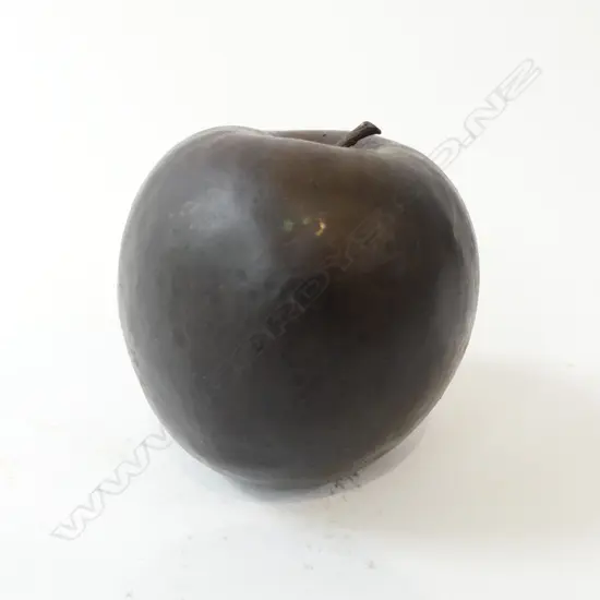 HEAVY BRONZE APPLE; Unmarked, H.75mm