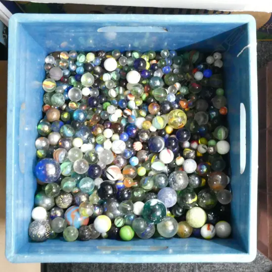 LGE QUANITY OLD MARBLES