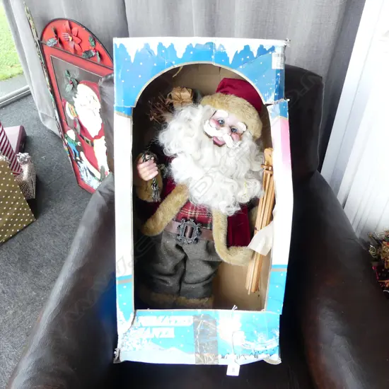 PART BOXED ANIMATED SANTA CLAUS