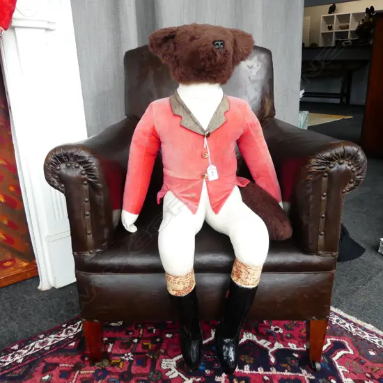 FOX HUNT TEDDY BEAR H.800mm (500mm SEATED)