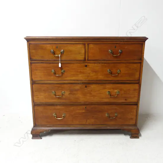 ANTIQUE MAHOGANY 5 DRAW CHEST 1110x550x1025mm
