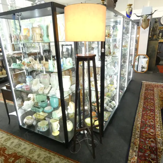 MODERN FLOOR LAMP, WOODEN BASE H.1730mm