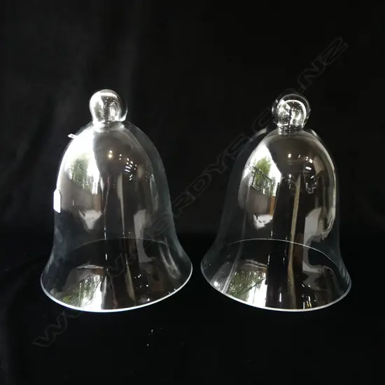 TWO GLASS CLOCHE H.340mm