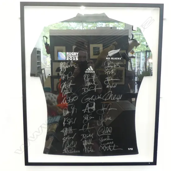 FRAMED SIGNED 2015 ALL BLACK WORLD CUP JERSEY 1/10 750 x 980 mm