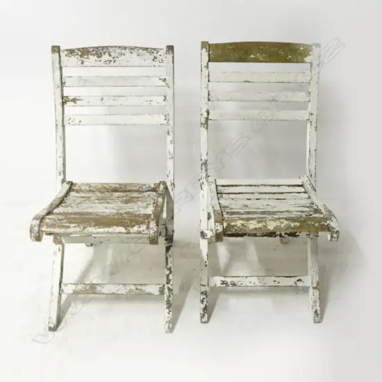 PR RUSTIC WHITE PAINTED FOLDING CHAIRS