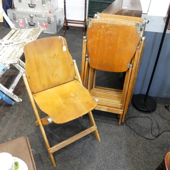 6 STORKLINE PLYWOOD FOLDING CHAIRS