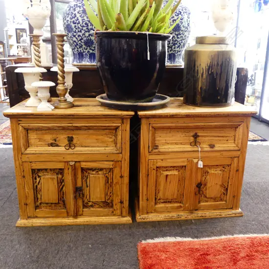 PR RUSTIC WOODEN BEDSIDE CABINETS 600x420x600mm